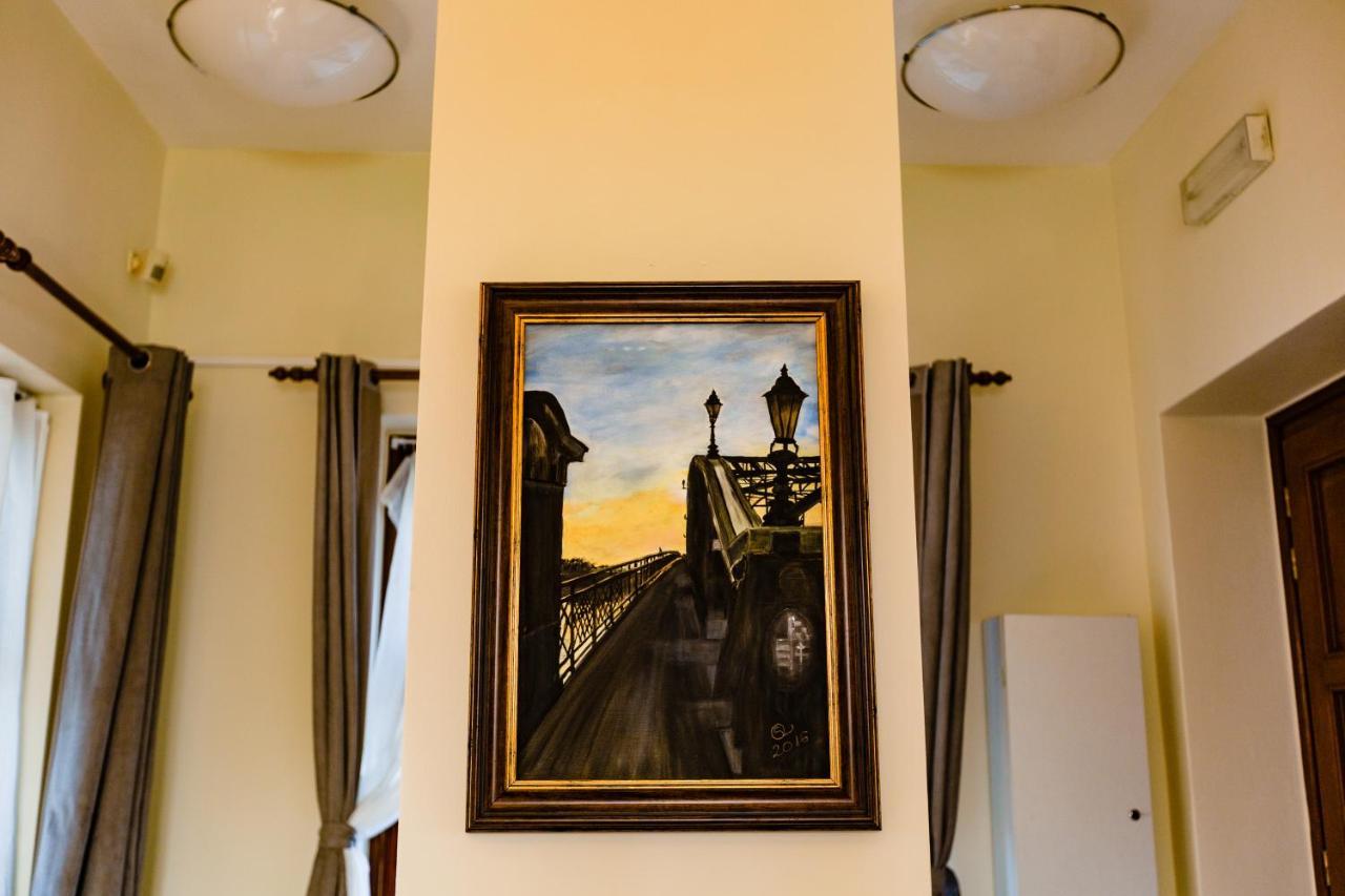 Bridge Apartment Esztergom Eksteriør bilde