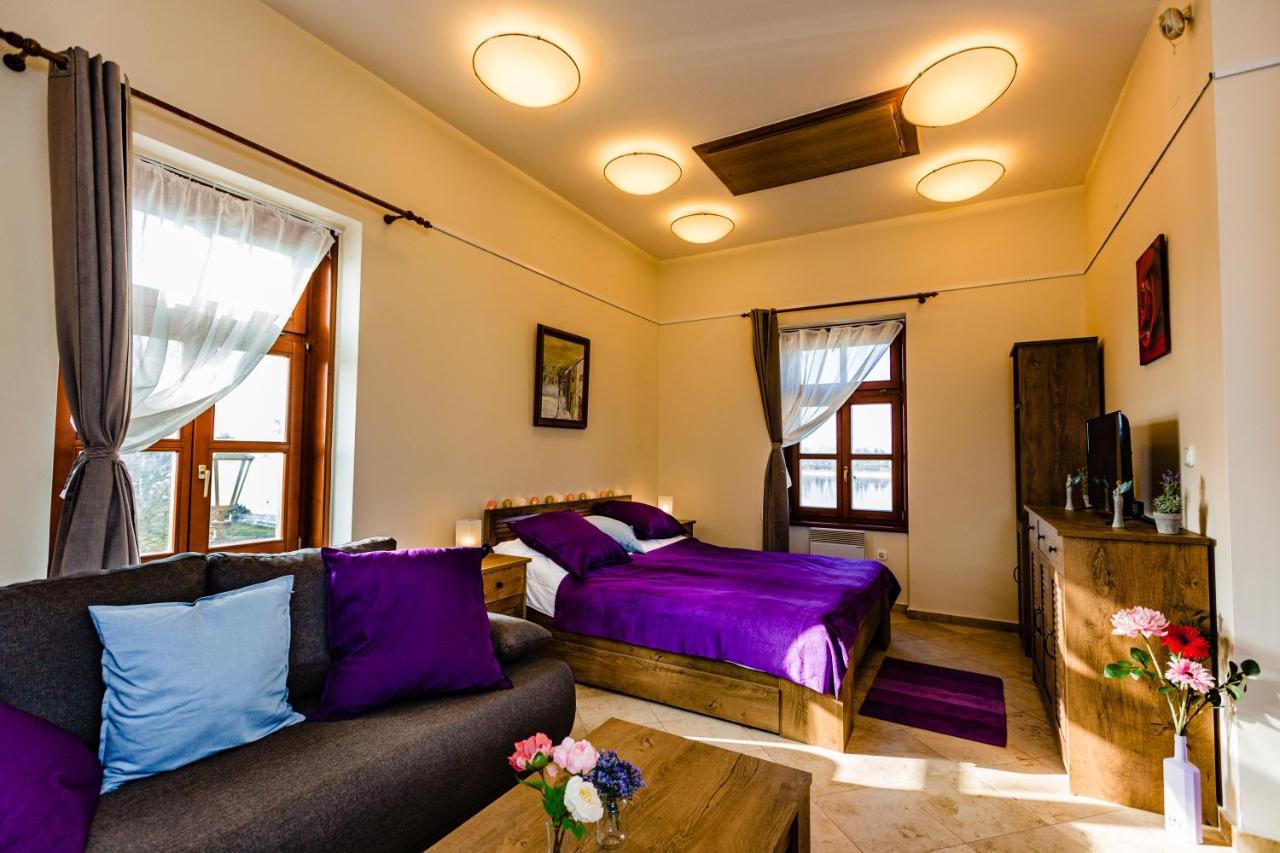 Bridge Apartment Esztergom Eksteriør bilde