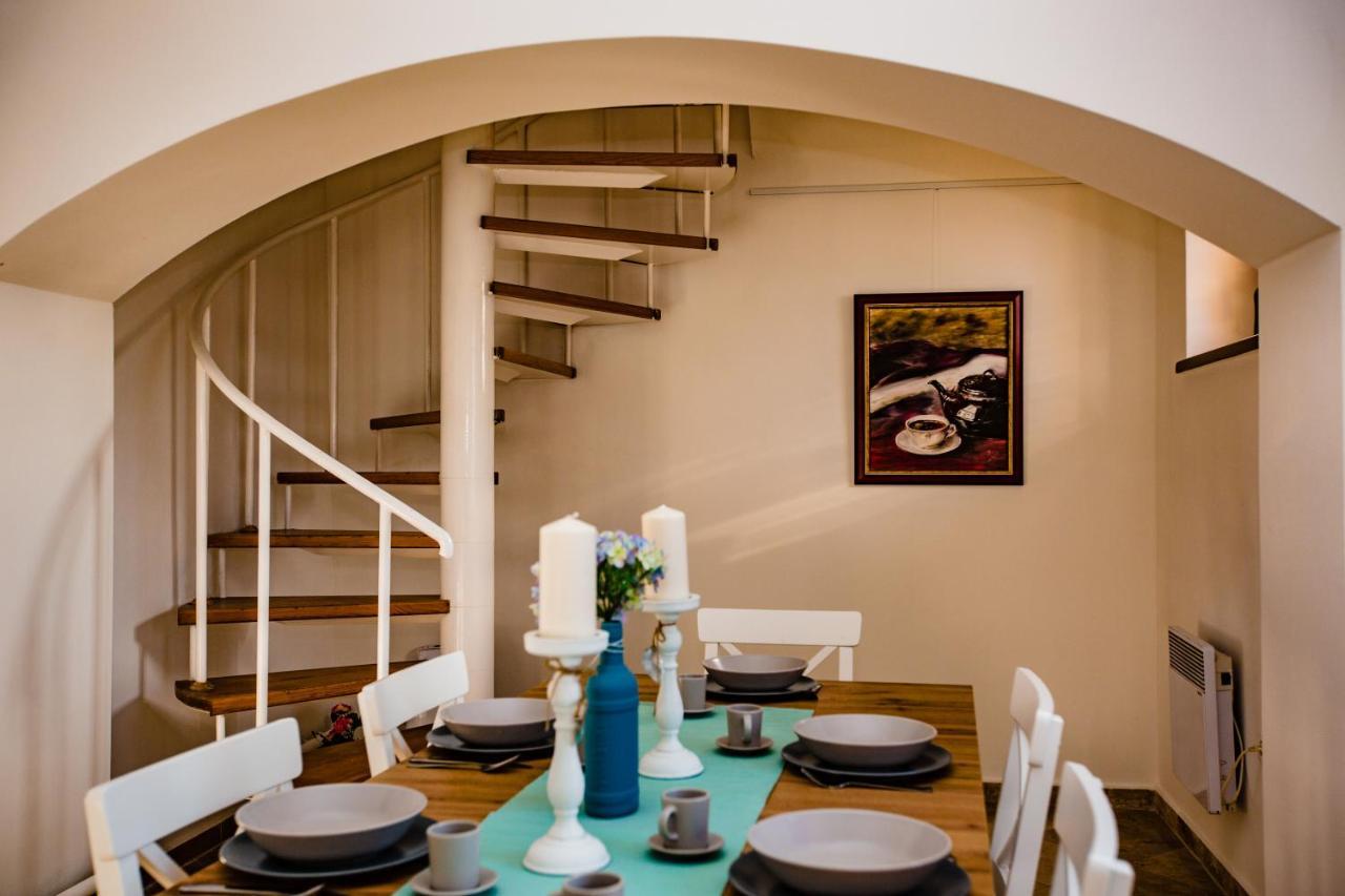 Bridge Apartment Esztergom Eksteriør bilde